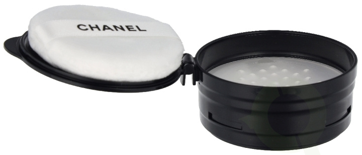 Chanel Poudre Universelle Libre Loose Powder - Refill 6 g #10 Light ryhmässä KAUNEUS JA TERVEYS / Meikit / Meikit Kasvot / Puuteri @ TP E-commerce Nordic AB (D35151)