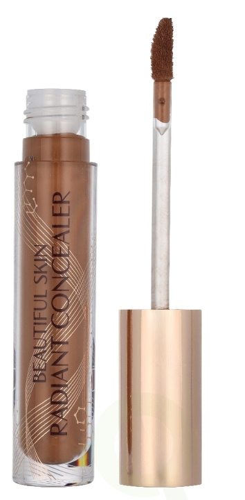 Charlotte Tilbury Beautiful Skin Radiant Concealer 7.2 g #15.5 Deep ryhmässä KAUNEUS JA TERVEYS / Meikit / Meikit Kasvot / Peitevoide @ TP E-commerce Nordic AB (D35438)