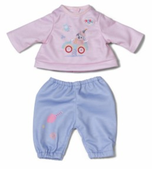 BABY Born Joggingpuku Rose 36 cm (Tuotenro: 838815) ryhmässä LELUT, TUOTTEET LAPSILLE JA VAUVOILLE / Leikkikalut, Askartelu &Pelit / Nuket & Tarvikkeet @ TP E-commerce Nordic AB (D37476)