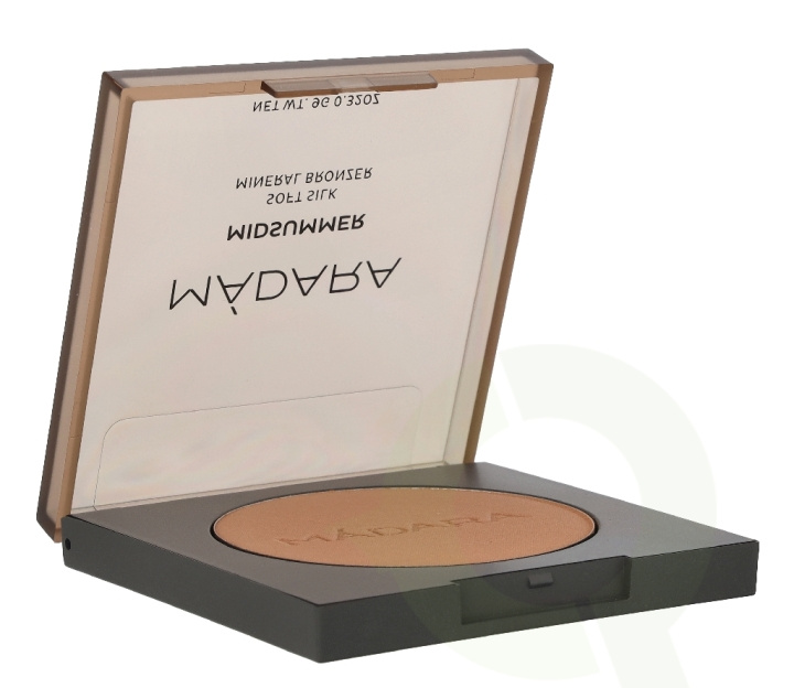 Madara Midsummer Soft Silk Mineral Bronzer 9 g ryhmässä KAUNEUS JA TERVEYS / Meikit / Meikit Kasvot / Poskipuna / Aurinkopuuteri @ TP E-commerce Nordic AB (D37627)