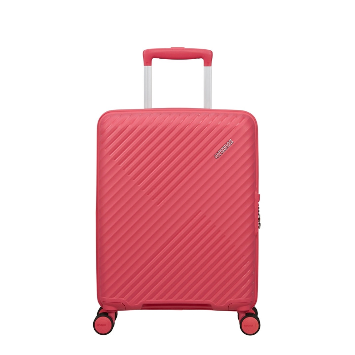 American Tourister Matkalaukku Diablast Spinner 55/20 Pink Glitch ryhmässä URHEILU, VAPAA-AIKA JA HARRASTUS / Matkailutarvikkeet / Matkalaukut @ TP E-commerce Nordic AB (D40621)