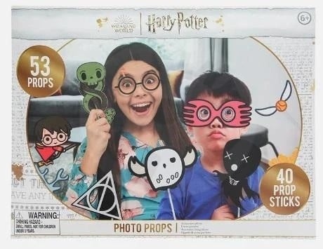 Paladone Harry Potter -valokuvausrekvisiittapaketti (58 kpl) ryhmässä LELUT, TUOTTEET LAPSILLE JA VAUVOILLE / Peli / Lautapelit @ TP E-commerce Nordic AB (D41298)