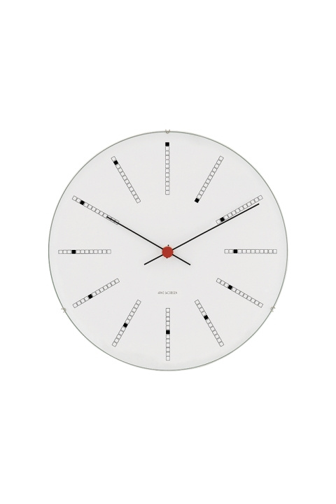 Arne Jacobsen Clocks Arne Jacobsen – Bankers -seinäkello – Ø21 cm – valkoinen ryhmässä KOTI, TALOUS JA PUUTARHA / Kellot ja laskimet / Seinäkellot @ TP E-commerce Nordic AB (D42300)