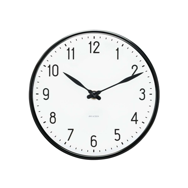 Arne Jacobsen Clocks Arne Jacobsen – Station-seinäkello – Ø29 cm – musta ryhmässä KOTI, TALOUS JA PUUTARHA / Kellot ja laskimet / Seinäkellot @ TP E-commerce Nordic AB (D42306)