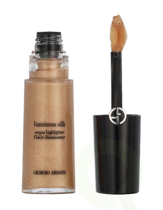 Armani Luminous Silk Acqua Highlighter 12 ml #2 Stellar ryhmässä KAUNEUS JA TERVEYS / Meikit / Meikit Kasvot / Contour/Highlight @ TP E-commerce Nordic AB (D45056)