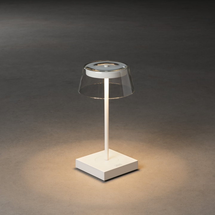 Konstsmide Bordslampa Scilla vit USB Konstsmide ryhmässä KODINELEKTRONIIKKA / Valaistus / Pöytälamput @ TP E-commerce Nordic AB (D45495)
