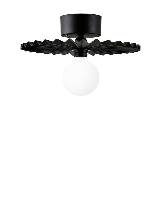 Globen Lighting Plafond Omega 35 svart Globen Lighting ryhmässä KODINELEKTRONIIKKA / Valaistus / Kattolamput @ TP E-commerce Nordic AB (D45768)