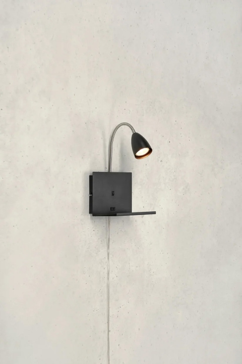 Markslöjd Vägglampa Cuarto 108855 Markslöjd ryhmässä KODINELEKTRONIIKKA / Valaistus / Seinälamput @ TP E-commerce Nordic AB (D45959)