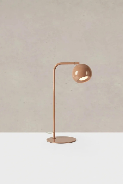 Markslöjd Skrivbordslampa POP 109033 Markslöjd ryhmässä KODINELEKTRONIIKKA / Valaistus / Pöytälamput @ TP E-commerce Nordic AB (D46004)
