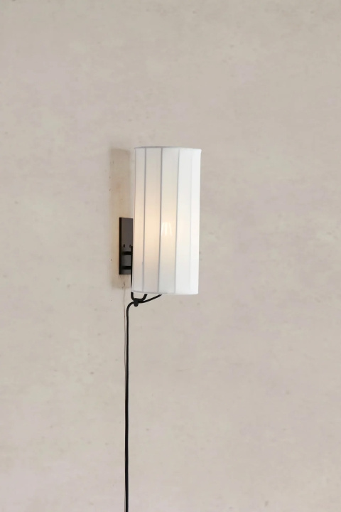 Markslöjd Vägglampa Hikari 108960 Markslöjd ryhmässä KODINELEKTRONIIKKA / Valaistus / Seinälamput @ TP E-commerce Nordic AB (D46075)