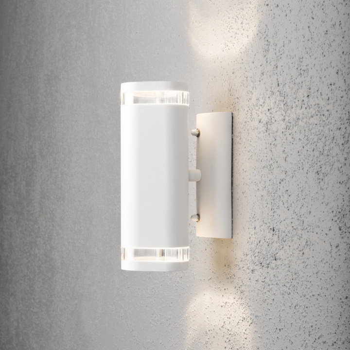 Konstsmide Vägglampa Modena 7512-250 Vit Konstsmide ryhmässä KODINELEKTRONIIKKA / Valaistus / Seinälamput @ TP E-commerce Nordic AB (D46083)
