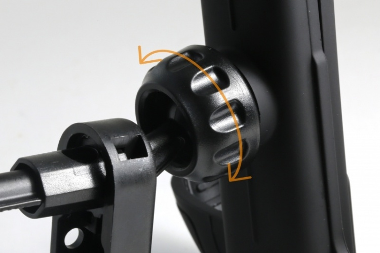 Technaxx autoteline älypuhelimille + autolaturi 4x USB-portilla (TE08) Technaxx autoteline älypuhelimille + autolaturi 4x USB-portilla (TE08)