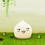 Vesi pisara valo LED, valaisee 7 eri väriä Vesi pisara valo LED, valaisee 7 eri väriä