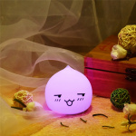 Vesi pisara valo LED, valaisee 7 eri väriä Vesi pisara valo LED, valaisee 7 eri väriä