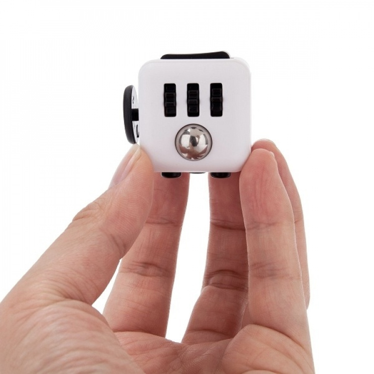 Fidget Cube, valkoinen/musta