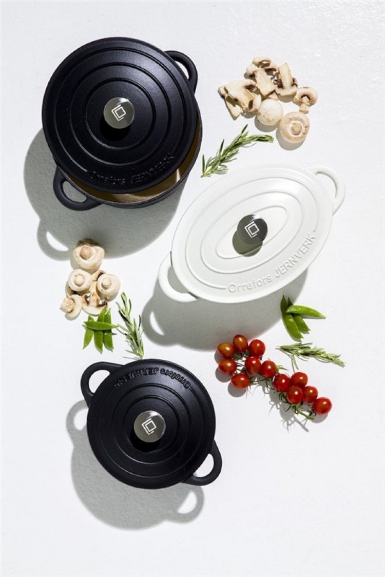 Orrefors Jernverk Valurautapata, 3,5 litraa, musta Orrefors Jernverk Valurautapata, 3,5 litraa, musta