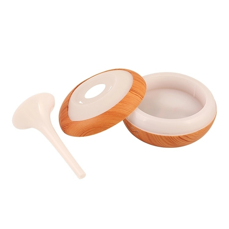 Puinen ilmankostutin LED-valo, vaalea puu 240 ml Puinen ilmankostutin LED-valo, vaalea puu 240 ml