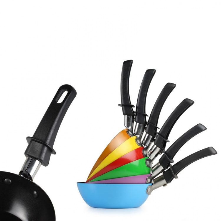 Tristar Wokset 6 färgade pannor Tristar Wokset 6 färgade pannor