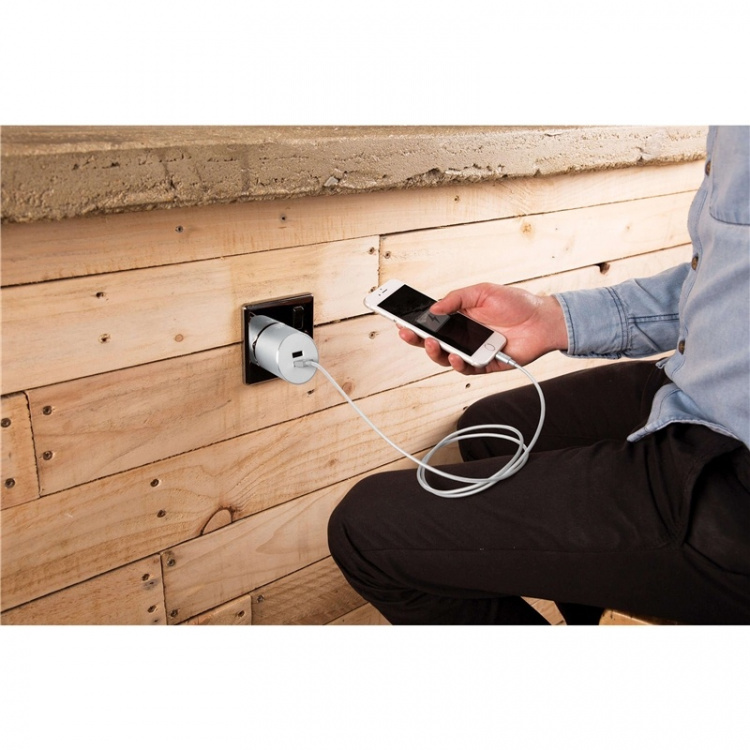 KIT PLATINUM Laturi 220V 2xUSB 3.4A Rosegold KIT PLATINUM Laturi 220V 2xUSB 3.4A Rosegold