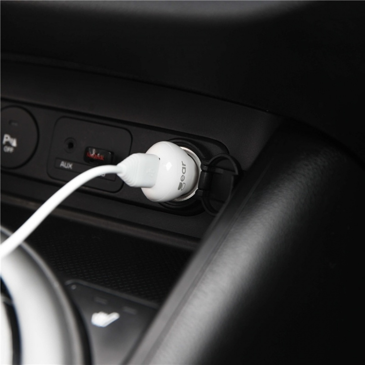 Gear Laturi 12-24V 1xUSB 1A Valk. MicroUSB Johto Pyöreä 1m