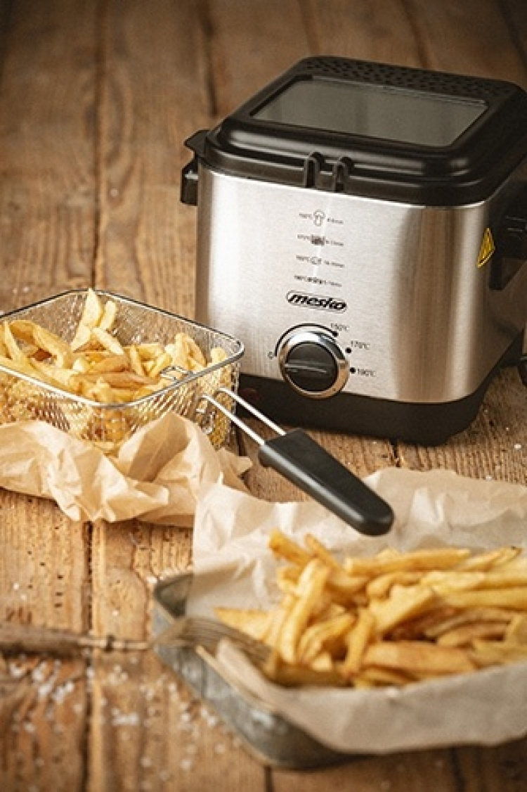 Mesko friteerauskone termostaatilla, 1,5 litraa