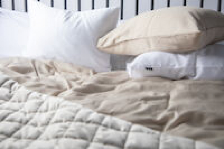 Kosta Linnewäfveri Överkast 180x260, Sand Kosta Linnewäfveri Överkast 180x260, Sand