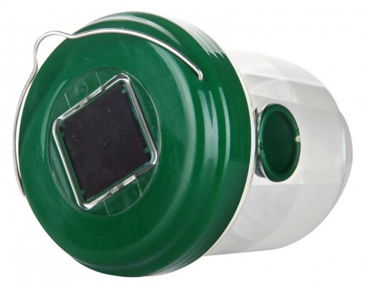 Aurinkoenergialla toimiva hyönteisloukku Aurinkoenergialla toimiva hyönteisloukku