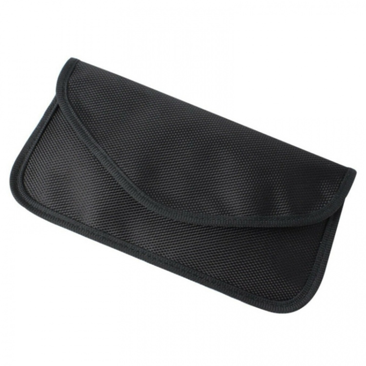 Musta laukku RFID-suojauksella korteille, puhelimelle, auton avaimille jne.