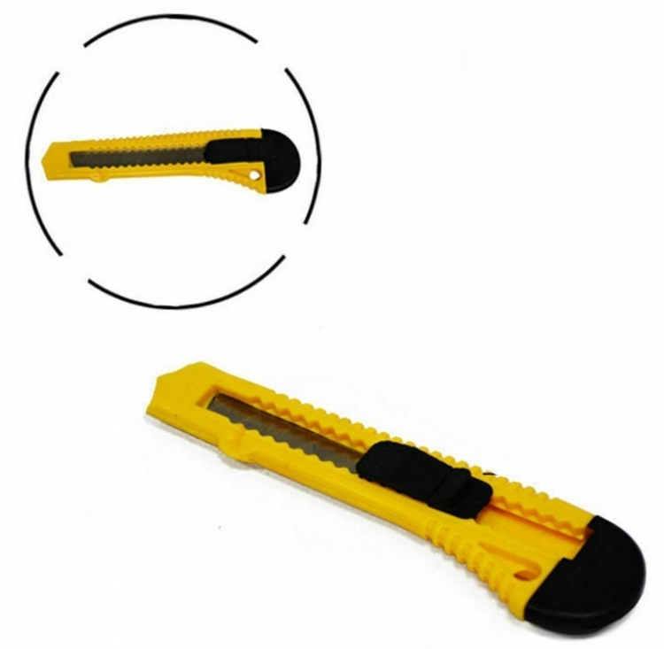 Pieni työkalulaatikko 11 työkalulla Pieni työkalulaatikko 11 työkalulla