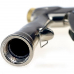 Korkeapainesuutin vesiletkulle, metallia