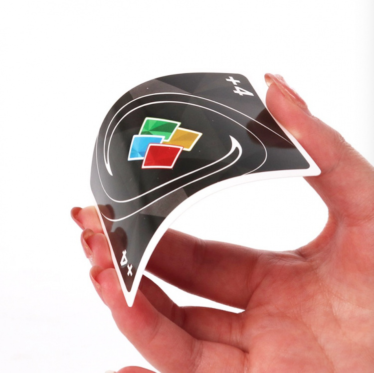 QUNO - Suosittu korttipeli koko perheelle!