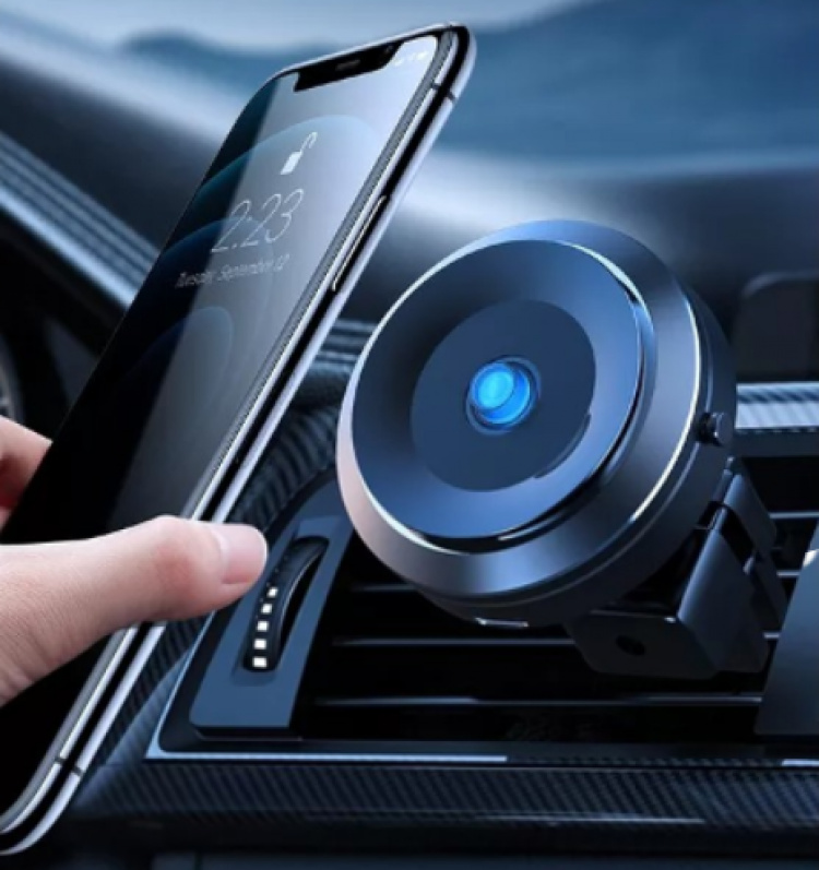 Mobiiliteline sähköisellä imukuppikiinnityksellä Mobiiliteline sähköisellä imukuppikiinnityksellä