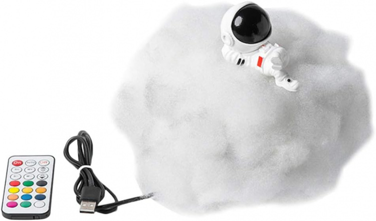 Yövalo - Pörröinen pilvi ja astronautti Yövalo - Pörröinen pilvi ja astronautti