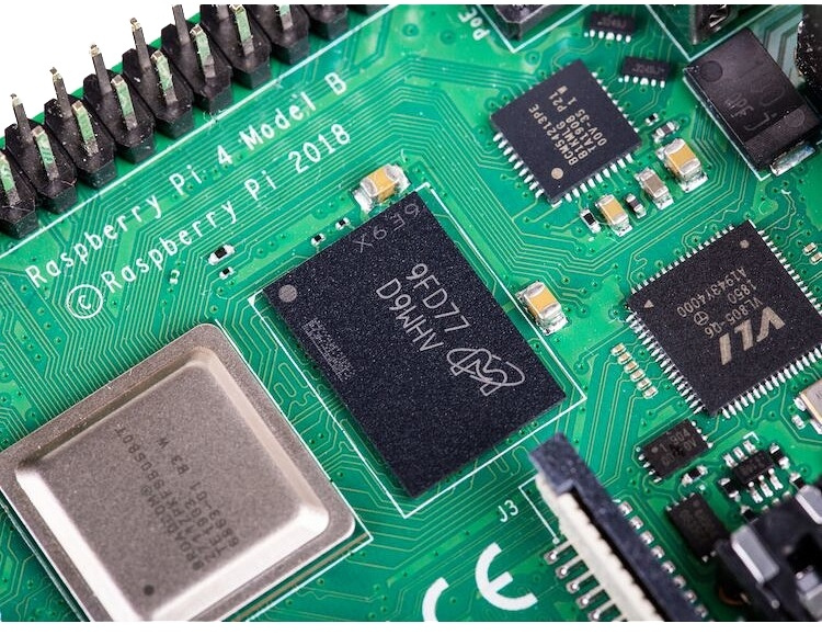 Raspberry Pi 4 Model B, 4 GB RAM, USB-C, dual Micro HDMI Raspberry Pi 4 Model B, 4 GB RAM, USB-C, dual Micro HDMI