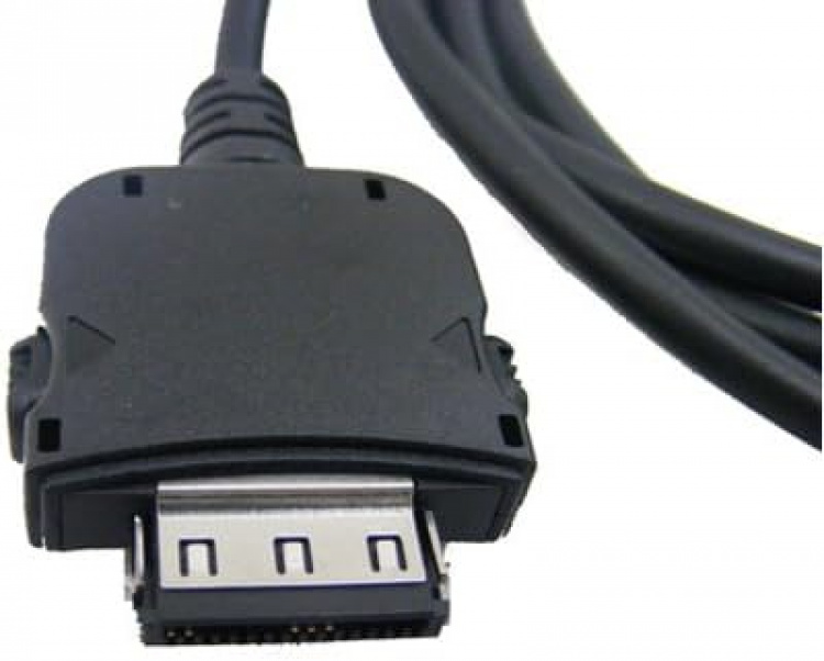 USB-synkronointi-/latauskaapeli iPhonelle, iPodille ja iPadille, 1,5 m (30-pin) USB-synkronointi-/latauskaapeli iPhonelle, iPodille ja iPadille, 1,5 m (30-pin)