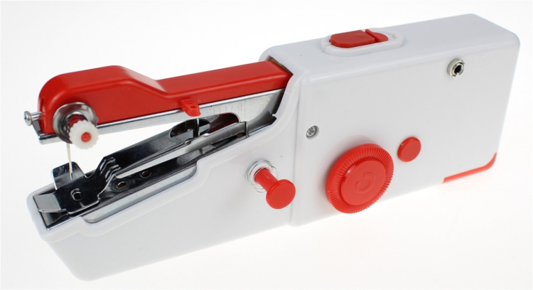 Cenocco CC-9073: Easy Stitch -käsikäyttöinen ompelukone, punainen Cenocco CC-9073: Easy Stitch -käsikäyttöinen ompelukone, punainen