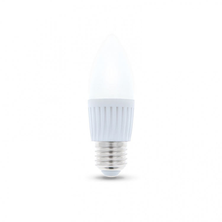 LED-lamppu E27, C37, 10W, 230V, 6000K, keraaminen, viileä valkoinen LED-lamppu E27, C37, 10W, 230V, 6000K, keraaminen, viileä valkoinen
