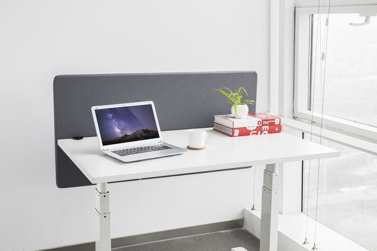 DELTACO OFFICE työpöydän väliseinä, kangaspintainen, 1200x600mm, harm.