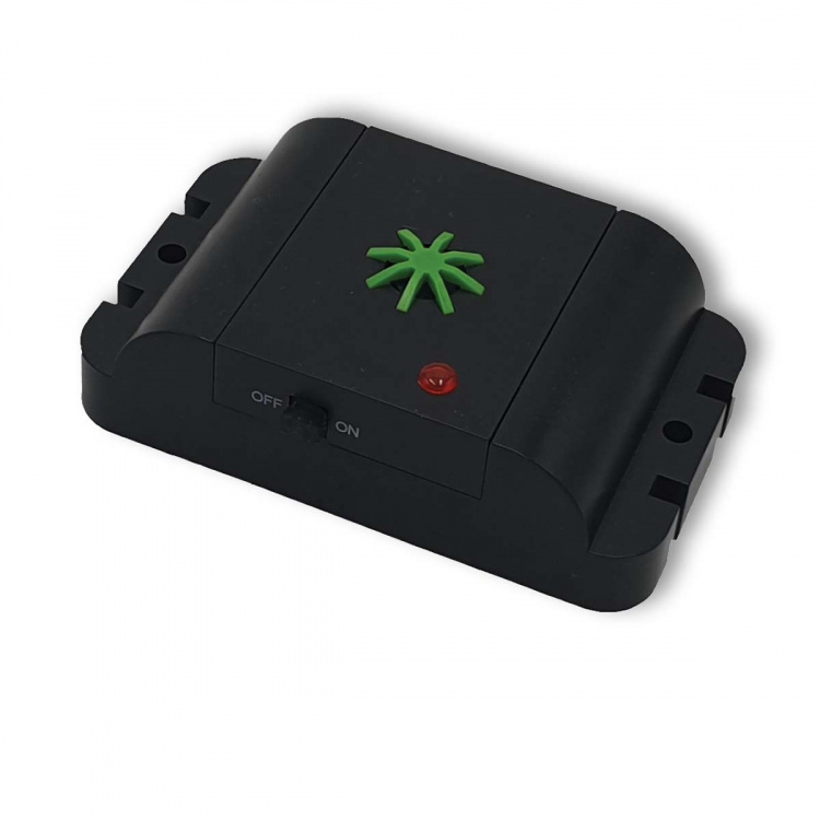 ISOTRONIC Koira ja Kissakarkotin 18 - 32 kHz Ulkokäyttöön