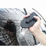 Älykäs jalkatuki autoosi