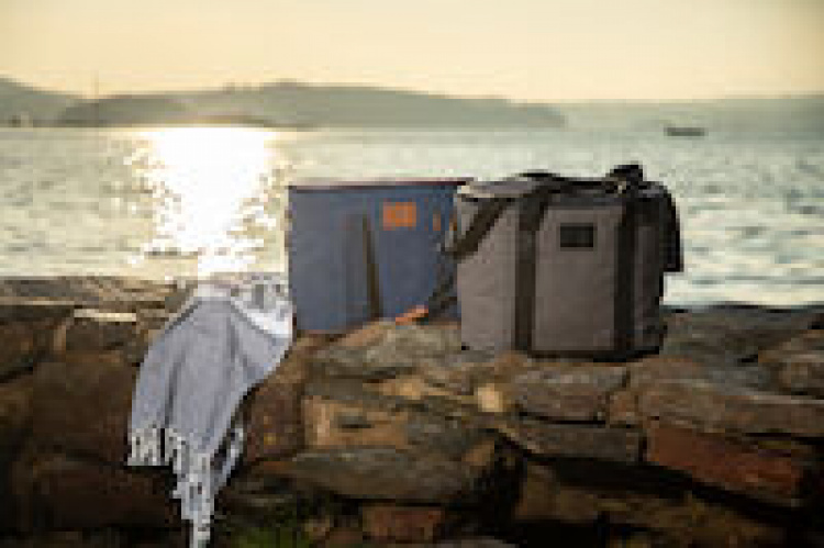 Orrefors Hunting Kylväska, Sand, 38x32x24 cm Orrefors Hunting Kylväska, Sand, 38x32x24 cm