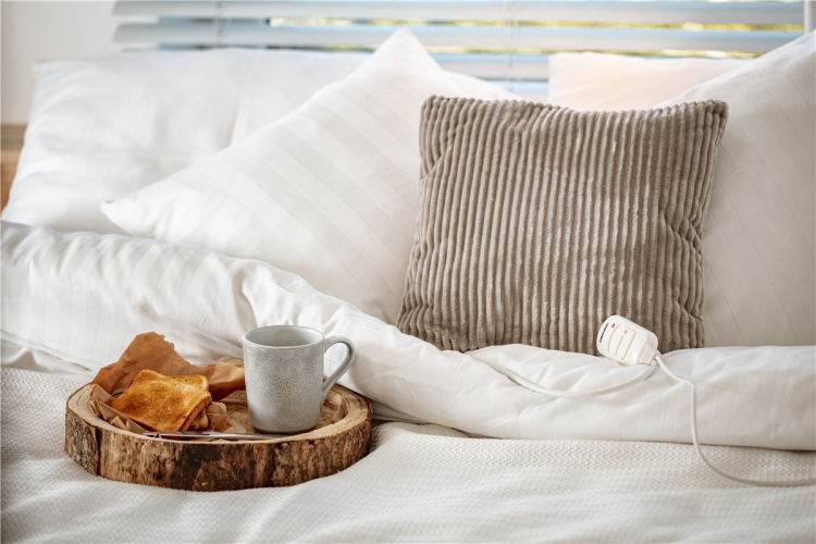 Mesko MS 7429 Sähköinen lämpötyyny, Harmaa