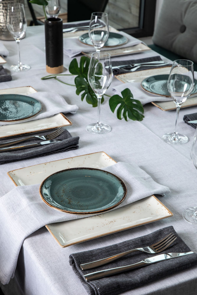 Kosta Linnewäfveri Eliza Duk 150x250cm, Ljusgrå