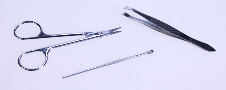 Wellys Manikyyrisetti 18 palaa, violetti