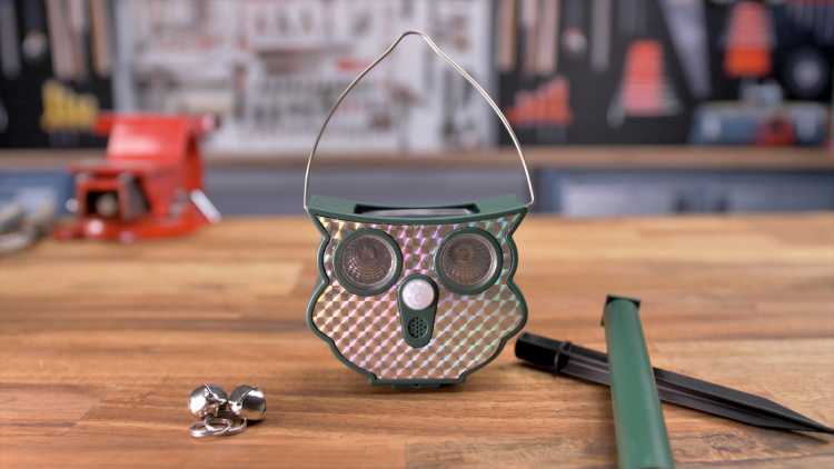 Genius Ideas Solar Powered tuholaisten karkotin Genius Ideas Solar Powered tuholaisten karkotin