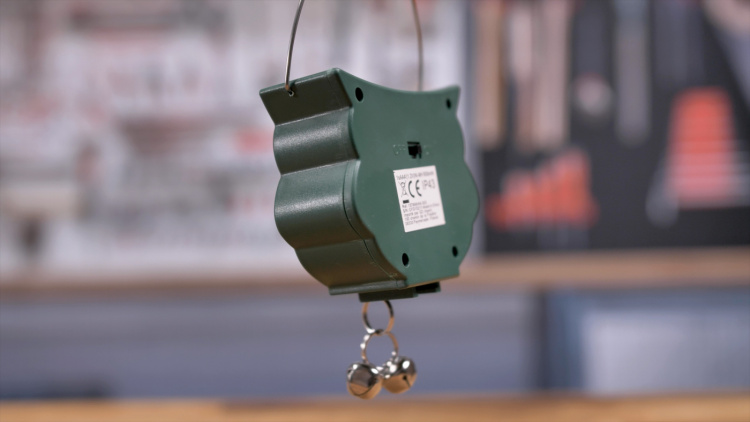 Genius Ideas Solar Powered tuholaisten karkotin Genius Ideas Solar Powered tuholaisten karkotin