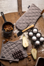 Kosta Linneväfveri Grillvante, Grå