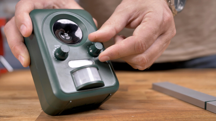 Genius Ideas Universell Solcellsdriven skadedjursbekämpare, Grön