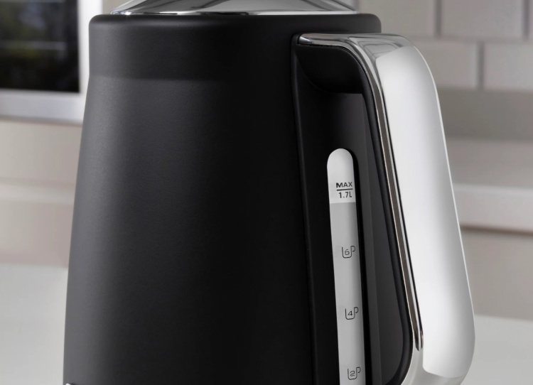 Morphy Richards Illumination vedenkeitin 1.7L, musta Morphy Richards Illumination vedenkeitin 1.7L, musta