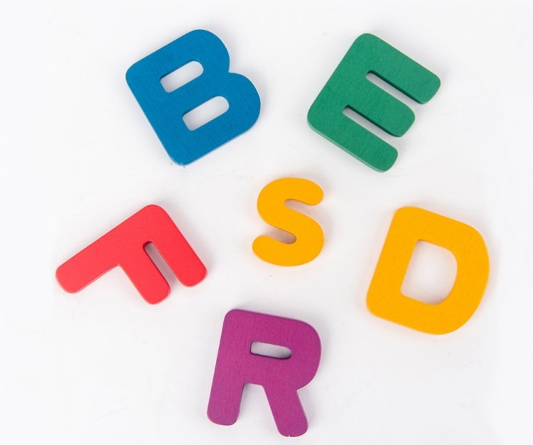 Oikeinkirjoituspelejä lapsille - Opi englantia 